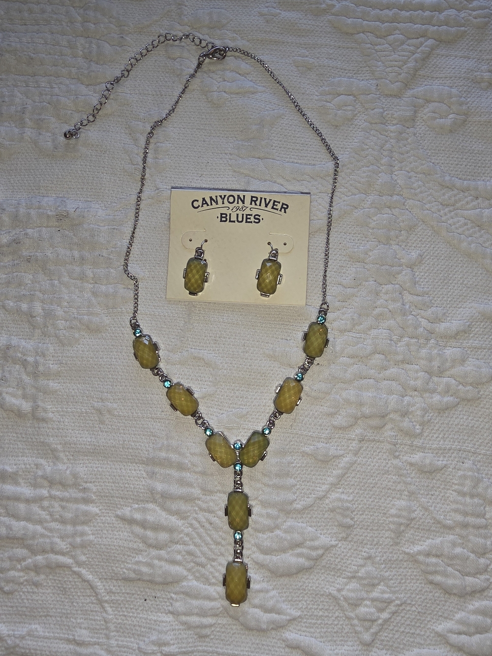 Canyon River Blues Yellow Beaded Y-Drop Necklace with Matching Earrings